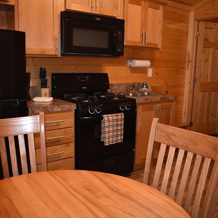 Tall Chief Camping Resort Cottage 1 Pleasant Hill Ngoại thất bức ảnh