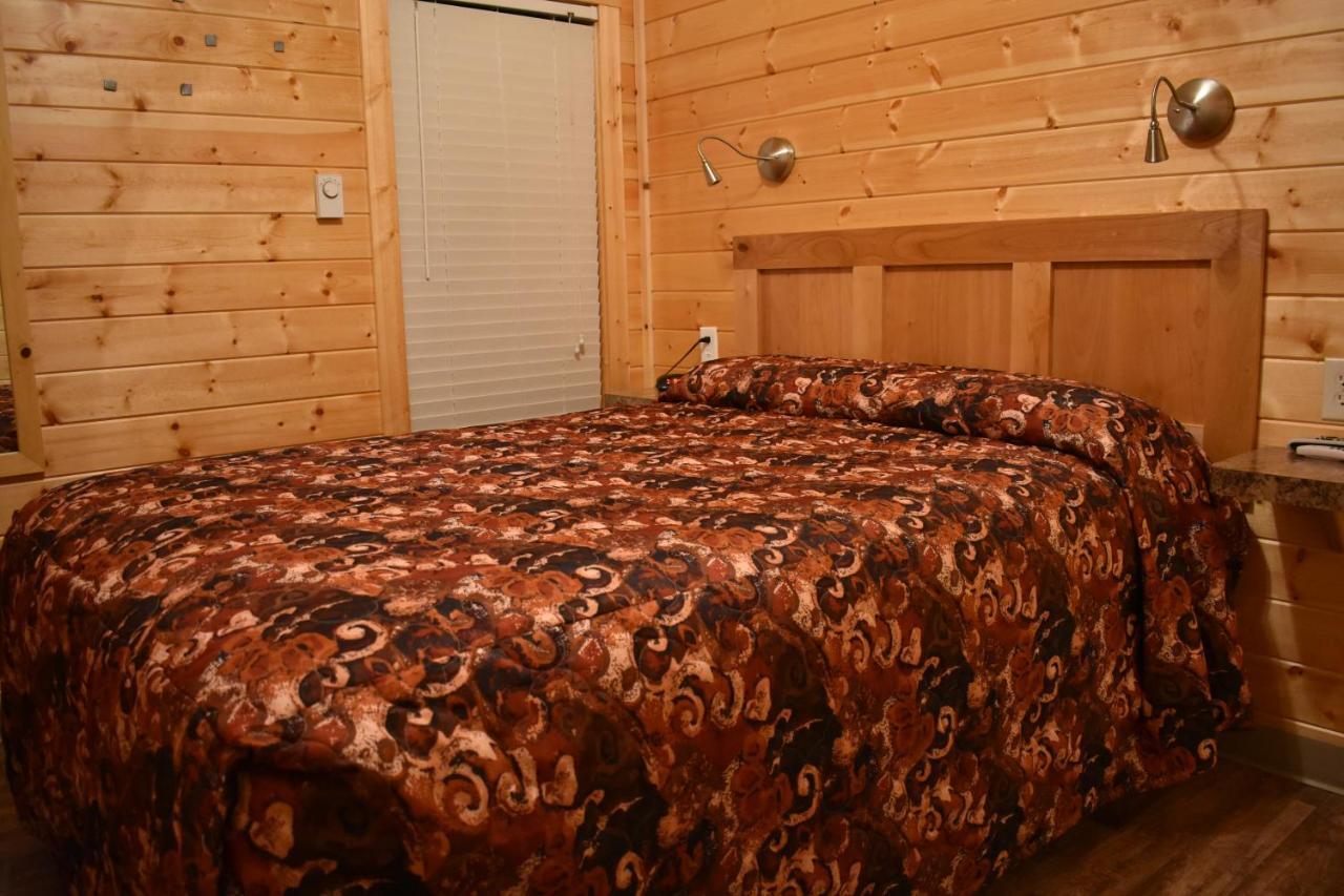 Tall Chief Camping Resort Cottage 1 Pleasant Hill Ngoại thất bức ảnh